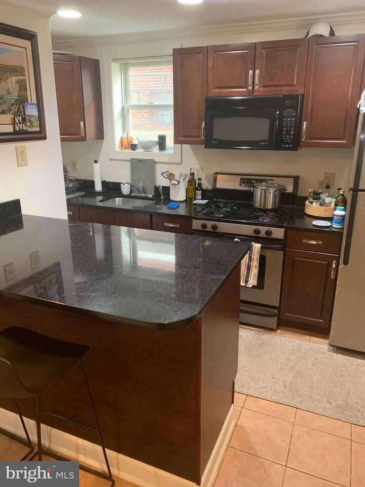 Property Photo:  4206 Washington Boulevard 3  VA 22201 