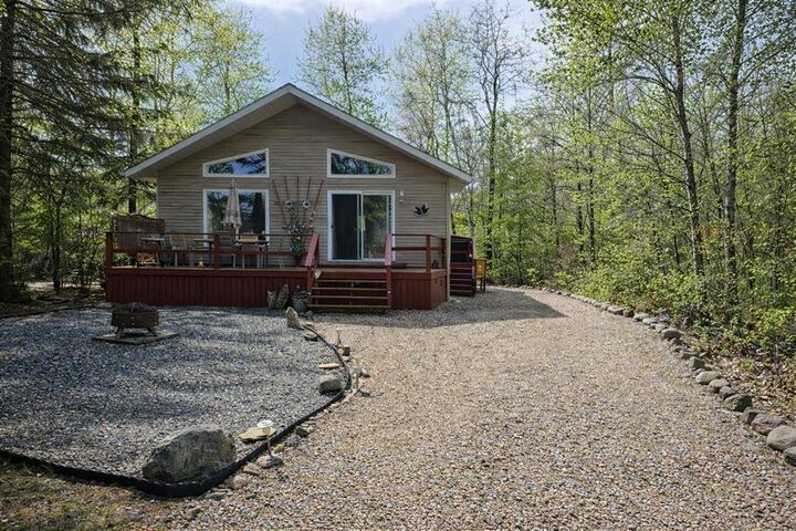 Property Photo: 35 Riverside Parkway MB R0E 1A0