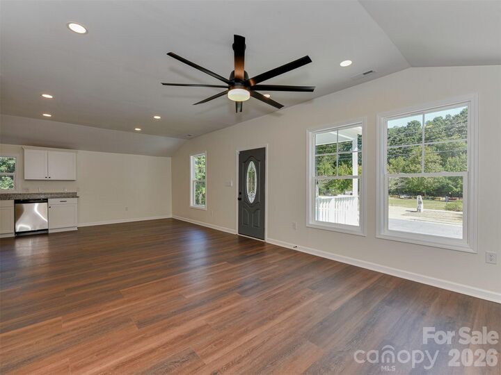 Property Photo:  3204 Amay James Avenue  NC 28208 
