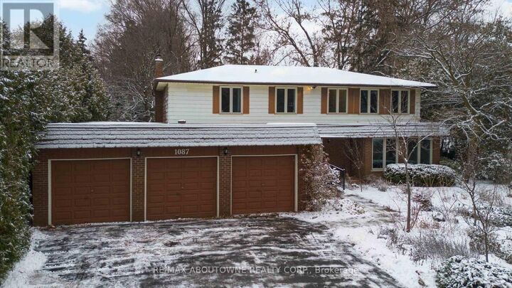 Property Photo: 1087 Tanglewood Court ON L6L 5H6