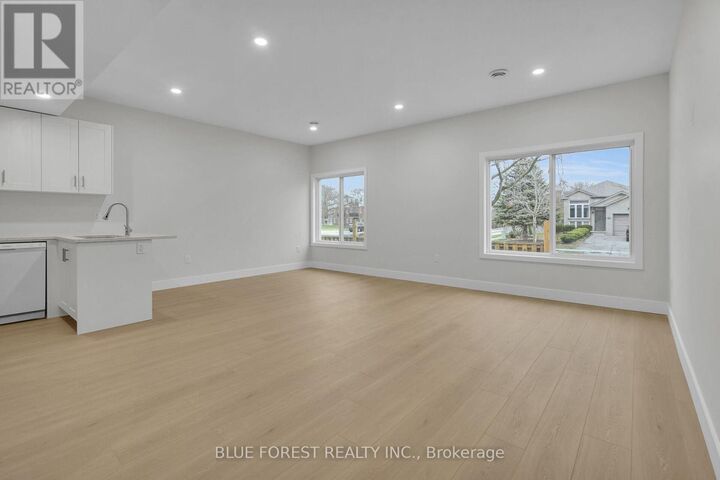 Property Photo:  143 Marconi Court  ON N5V 0C9 