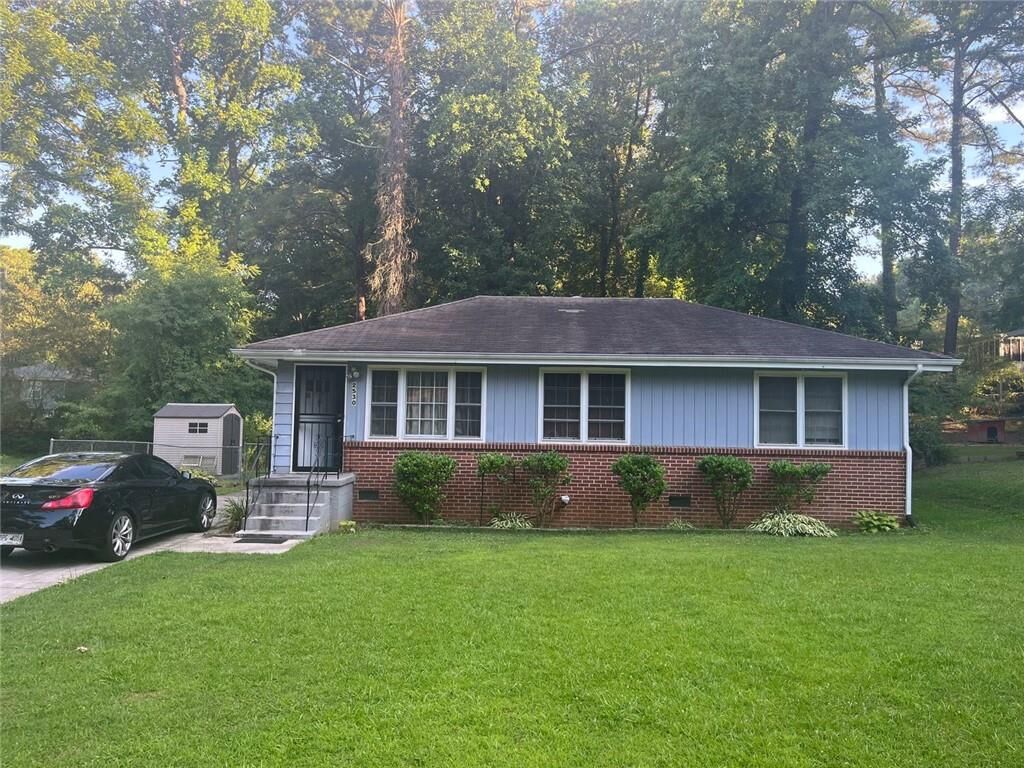 Property Photo:  2530 Old Colony Road  GA 30344 