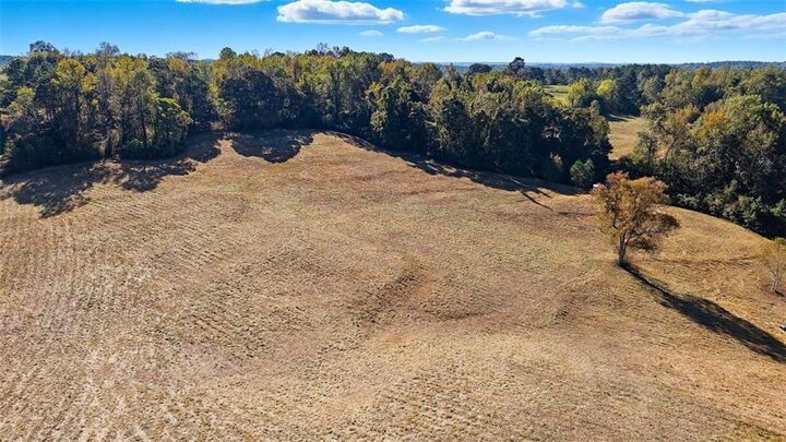 Property Photo:  1075 Davis Road  GA 30116 