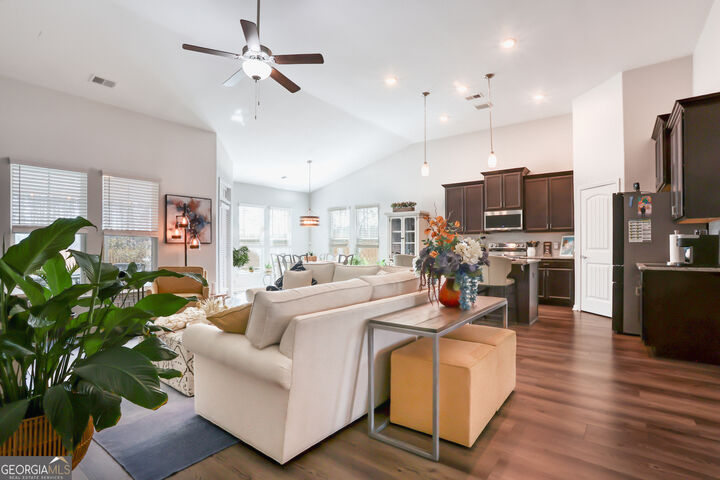 Property Photo:  118 Brookline Drive  GA 31407 