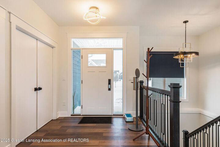 Property Photo:  6077 Sleepy Hollow Lane  MI 48823 