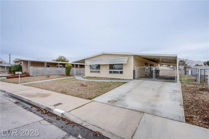 Property Photo:  360 Sir Richard East Drive  NV 89110 