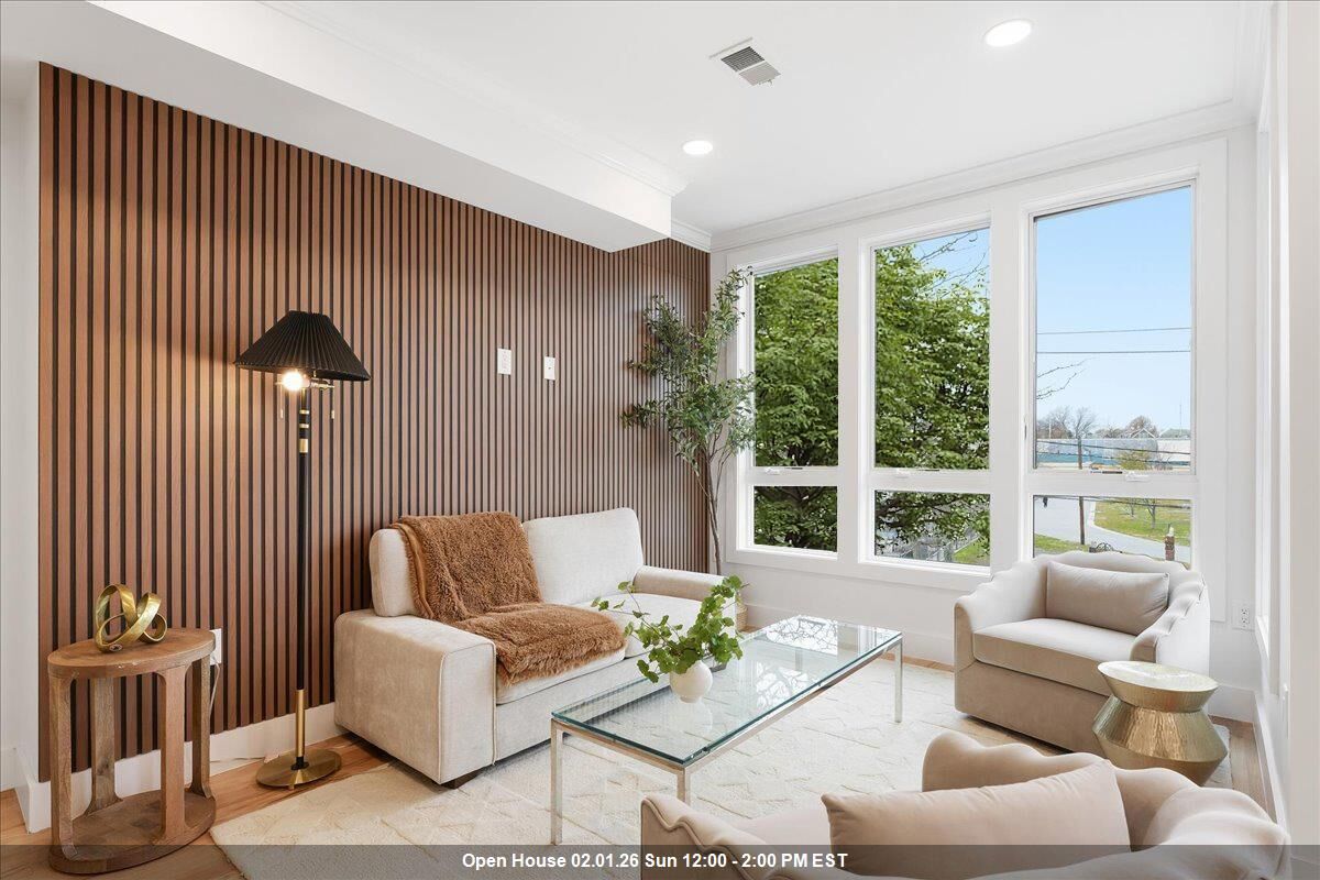 Property Photo:  184 Central Ave 3A  NJ 07307 