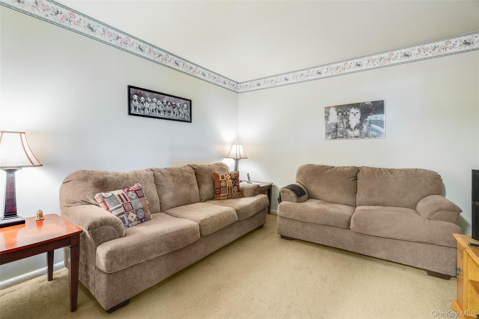 Property Photo:  141 South Avenue  NY 12508 