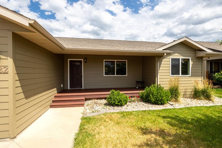 Property Photo:  3922 Gallatin Avenue  SD 57783 