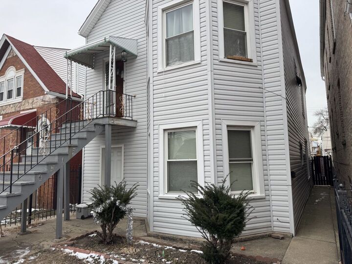 Property Photo: 4717 S Rockwell Street IL 60632