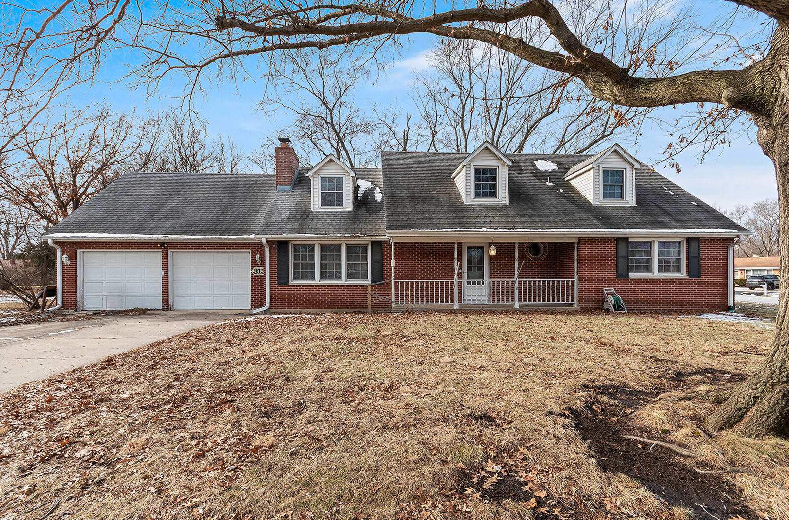 Property Photo:  313 N Raven Road  IL 60404 