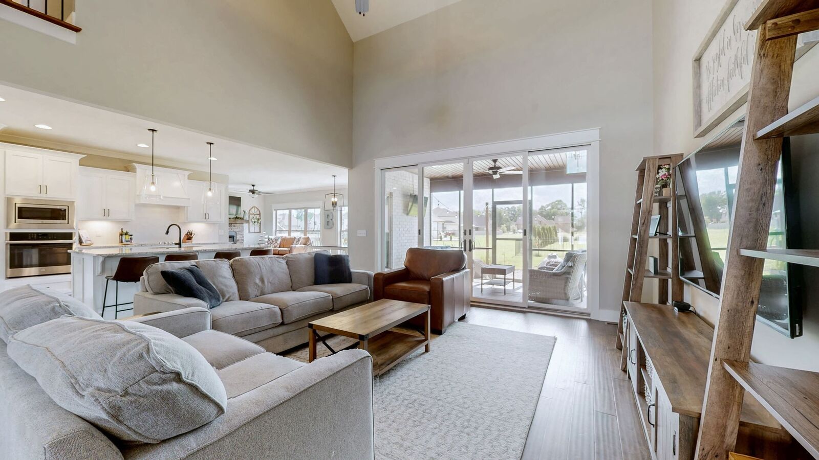 Property Photo: 1236 Alex Walker Dr TN 37037