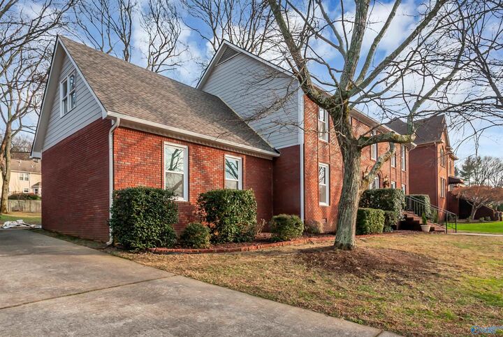 Property Photo:  102 Gatsby Drive  AL 35758 