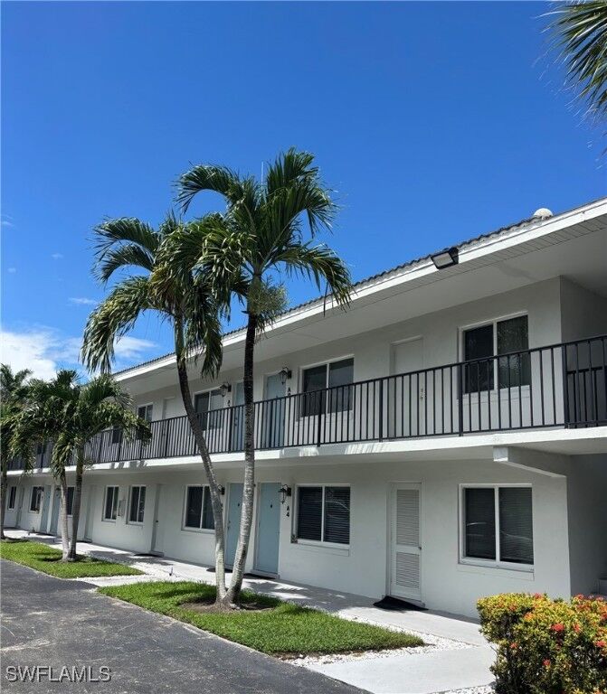 Property Photo:  3250 10th Street N A8  FL 34103 