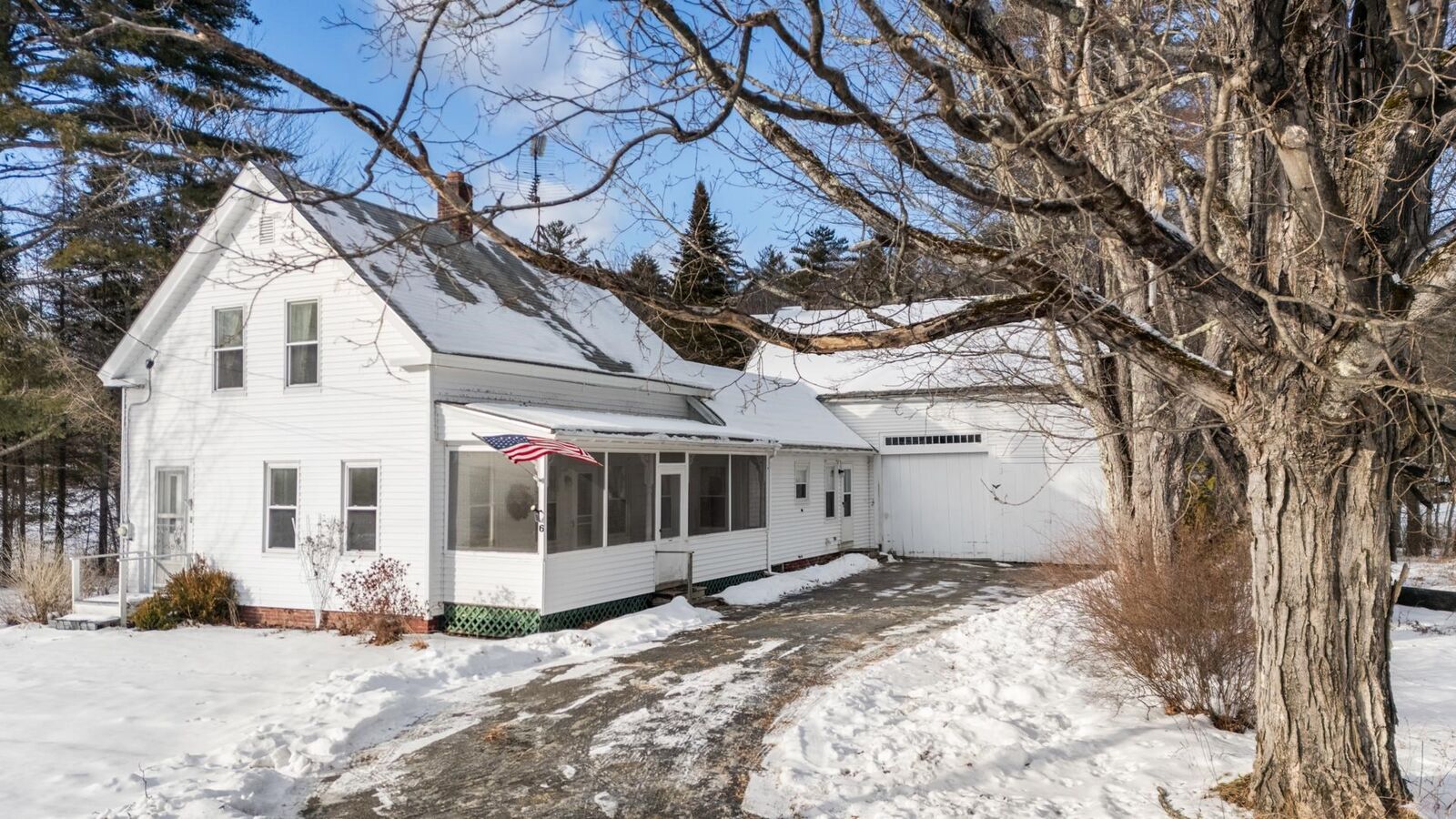 Property Photo:  6 Kirtland Street  NH 03278 