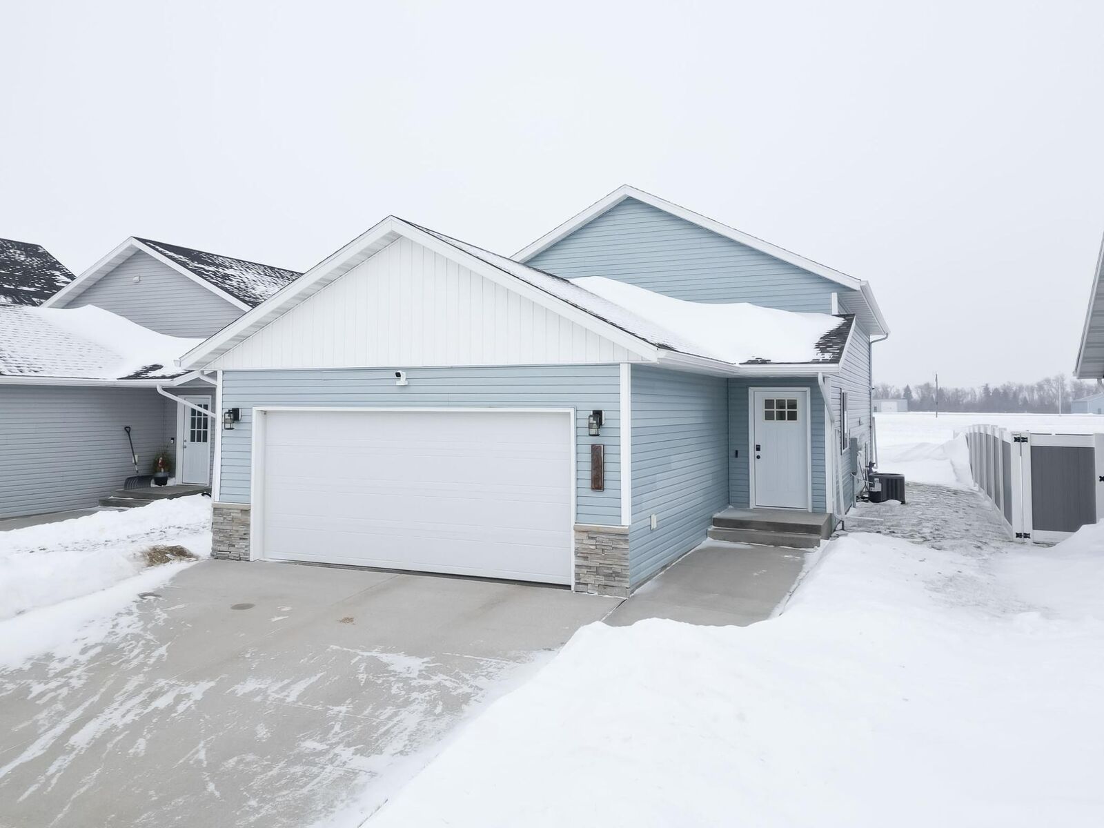 Property Photo:  6028 78 Avenue S  ND 58047 