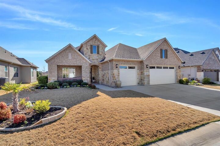 Property Photo:  9533 Arkose Drive  TX 76207 