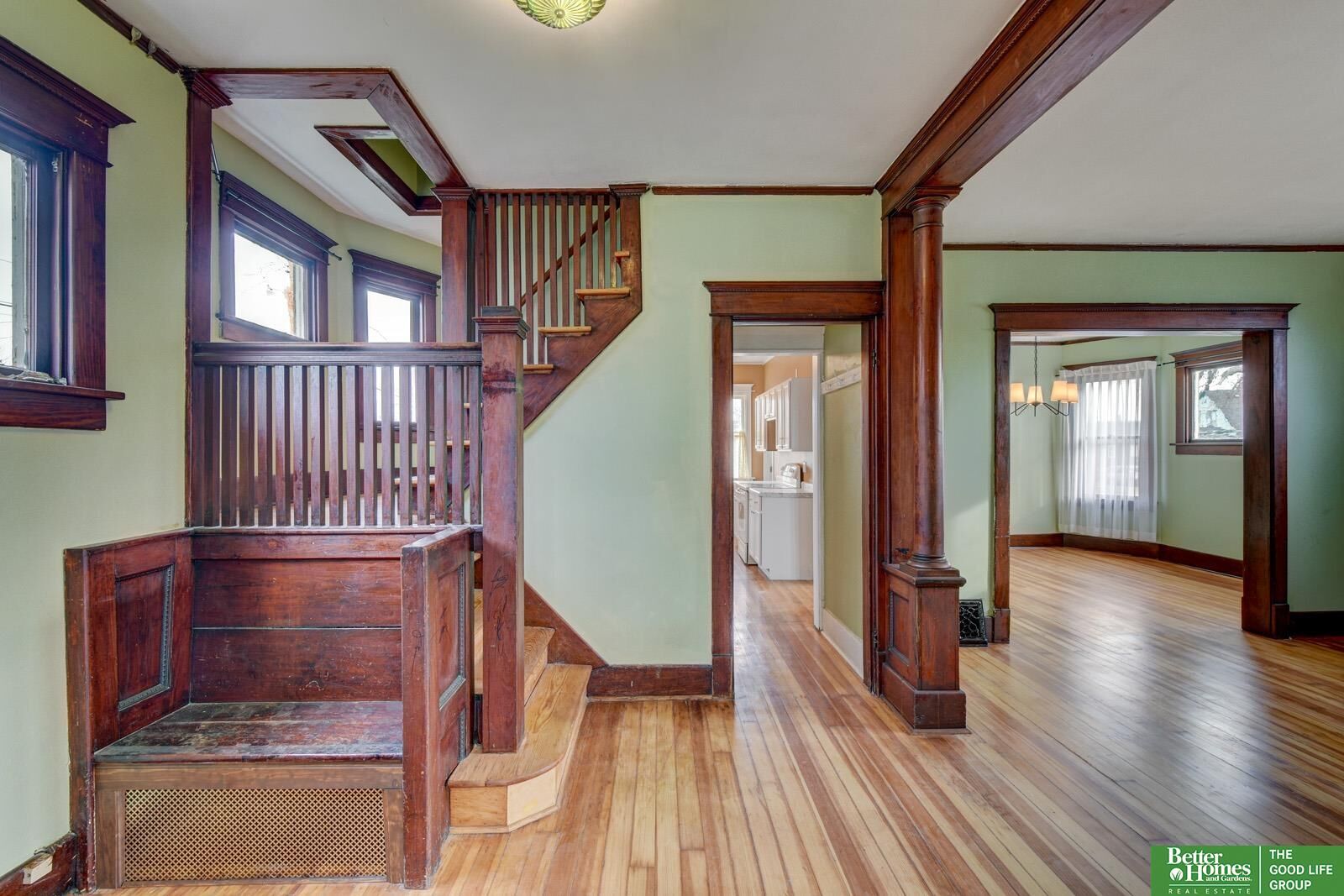 Property Photo:  1811 N 34 Street  NE 68111 