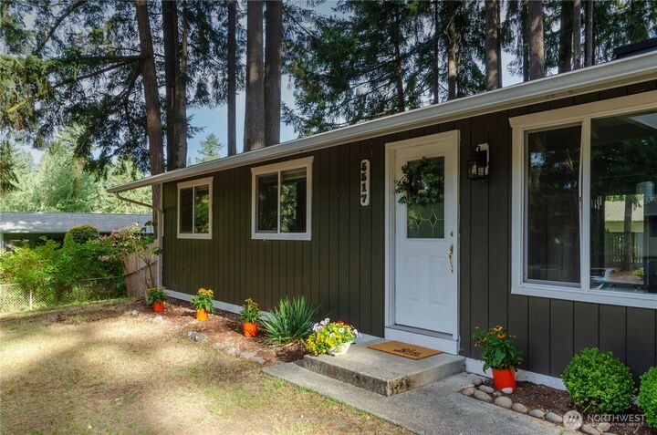 Property Photo:  5517  Huntwick Drive NW  WA 98335 