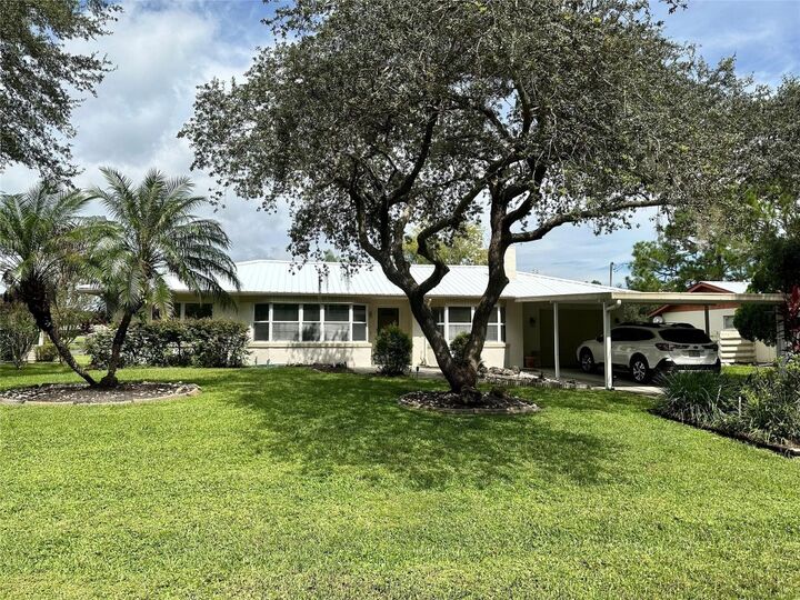 Property Photo:  3051 Waterway Drive  FL 33852 