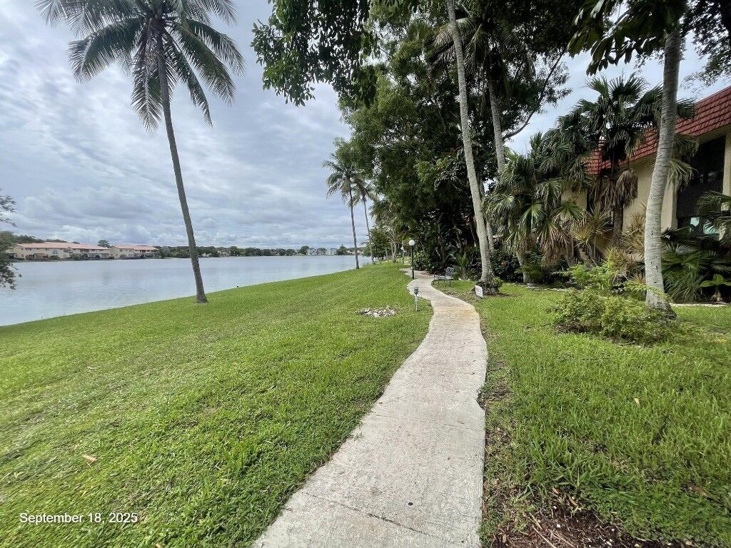 Property Photo: 840 NE 199th Street 208B FL 33179