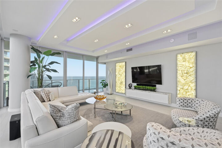 Property Photo:  2200 N Ocean Boulevard S706  FL 33305 