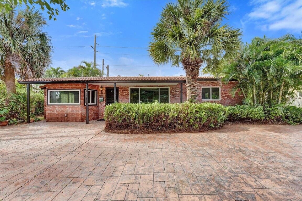Property Photo:  4731 NE 13 Avenue  FL 33334 