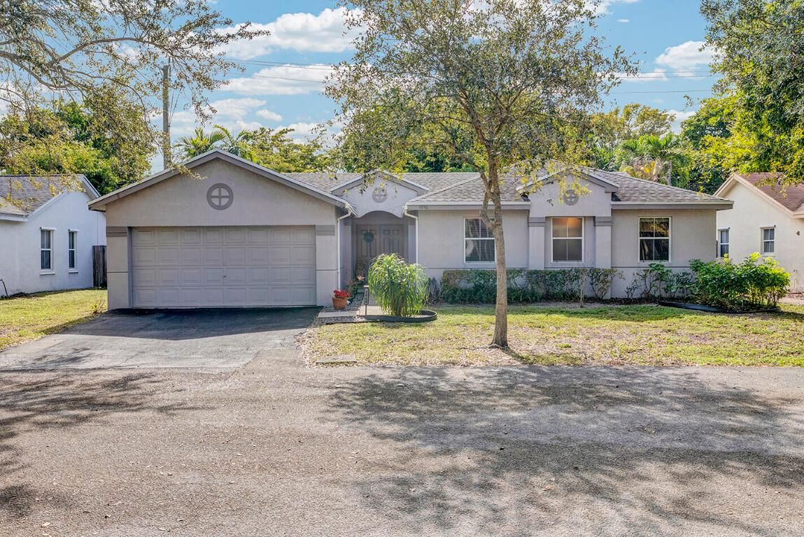 Property Photo:  4846 NW 14th Street  FL 33063 