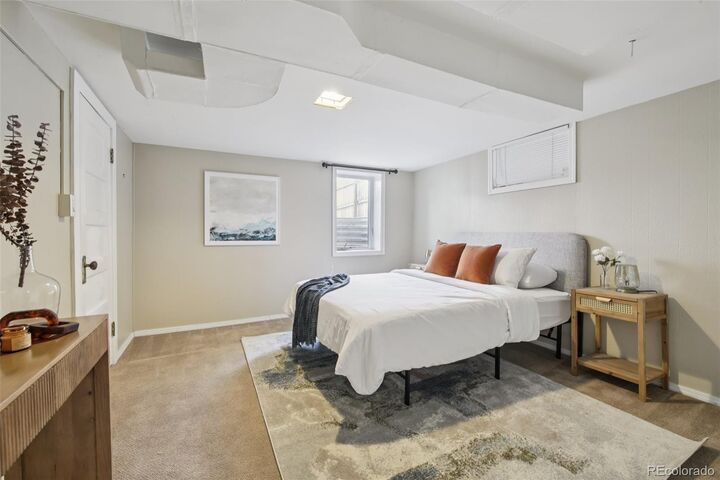 Property Photo:  1325 N Monaco Parkway  CO 80220 