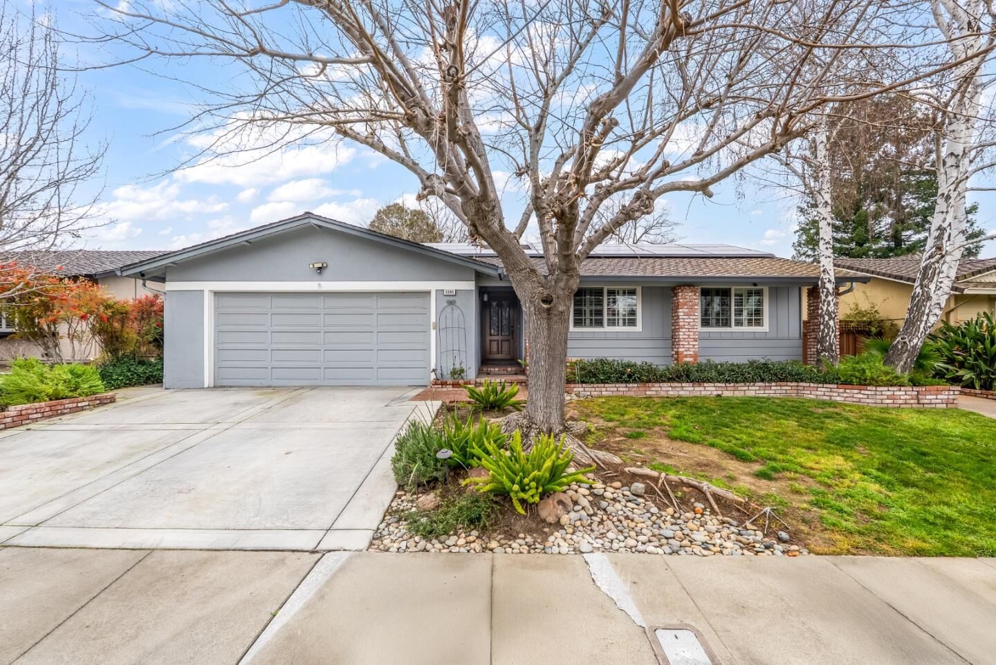 Property Photo:  5595 San Antonio Street  CA 94566 