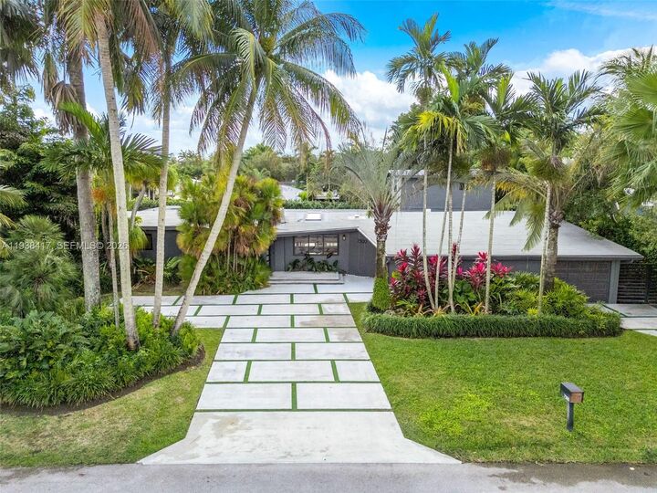 Property Photo:  7500 SW 137th St  FL 33158 