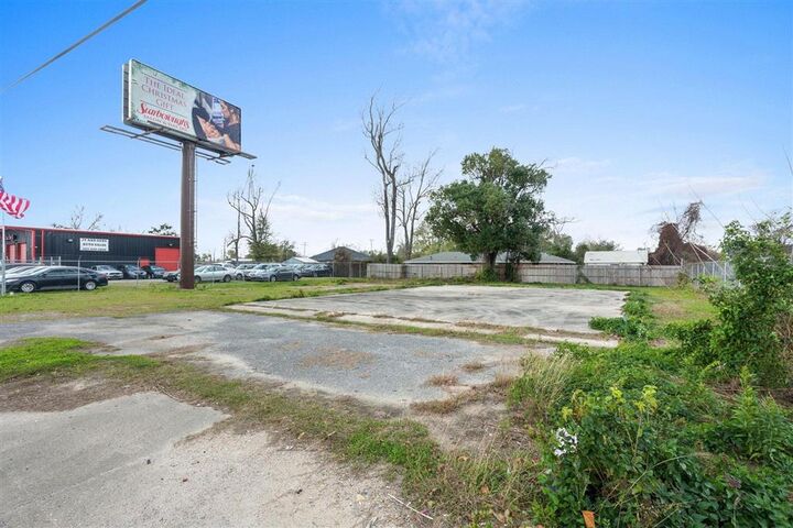 Property Photo:  1723 N Highway 171 N  LA 70611 