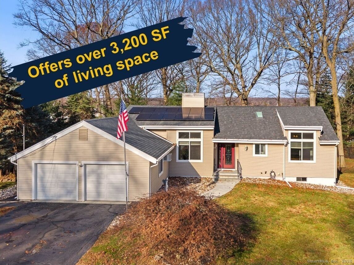 Property Photo:  16 Partridge Lane  CT 06461 