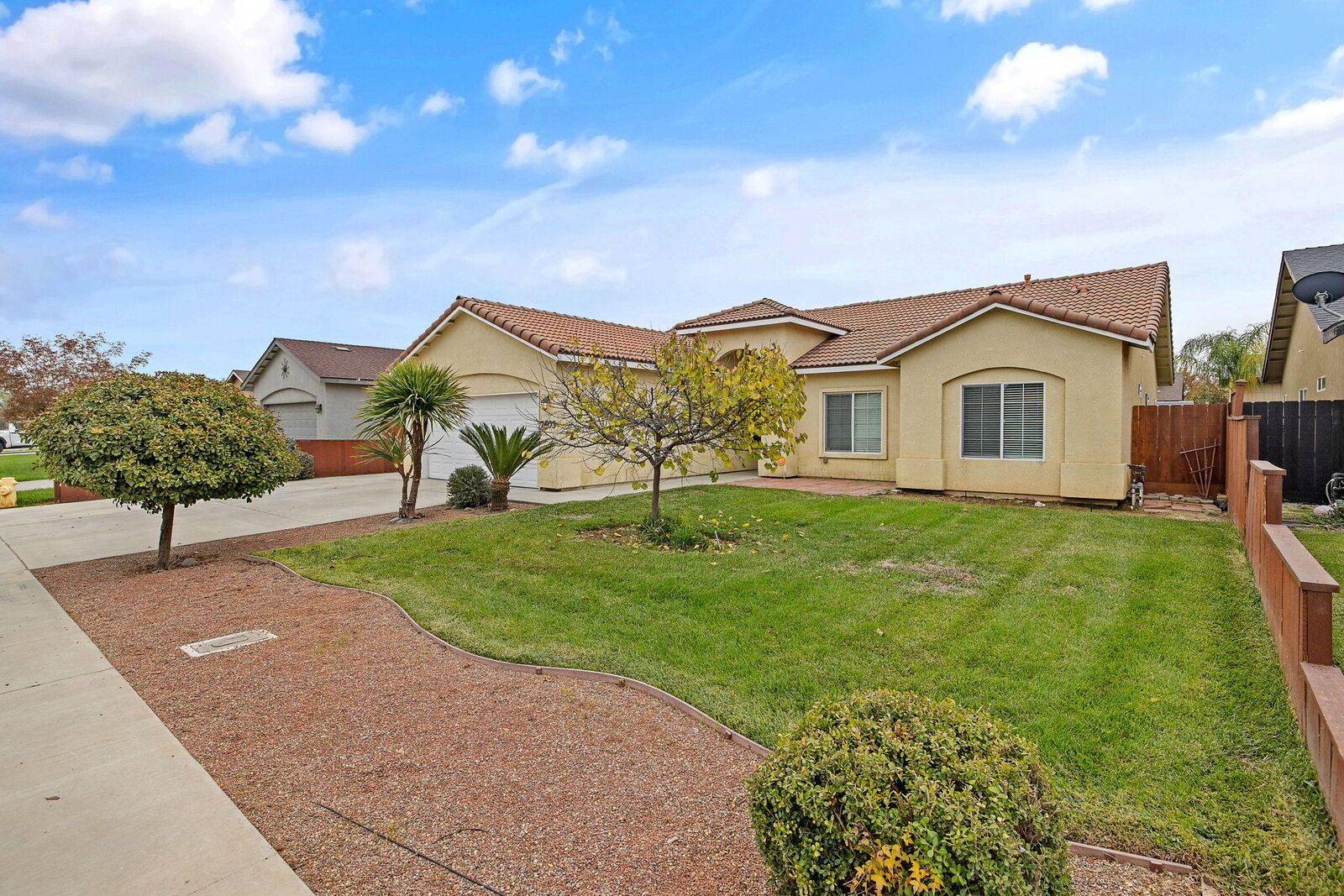 Property Photo: 7403 Ensminger Avenue CA 93291