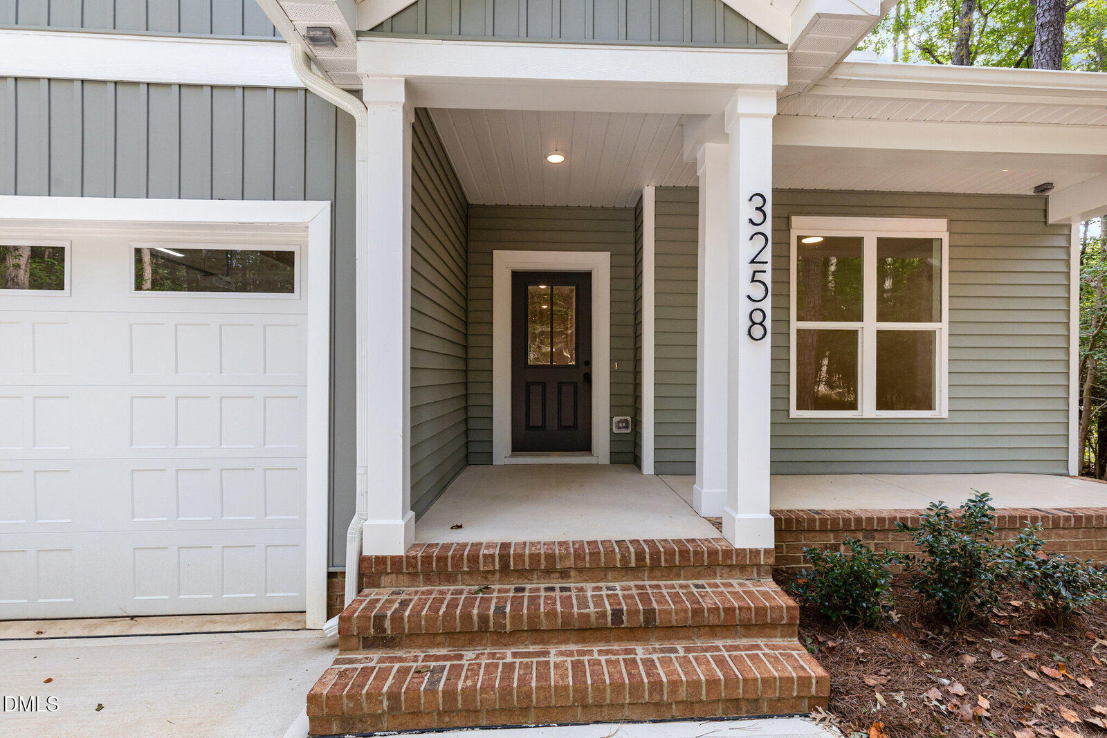 Property Photo:  3258 Yorkshire Circle  NC 27332 