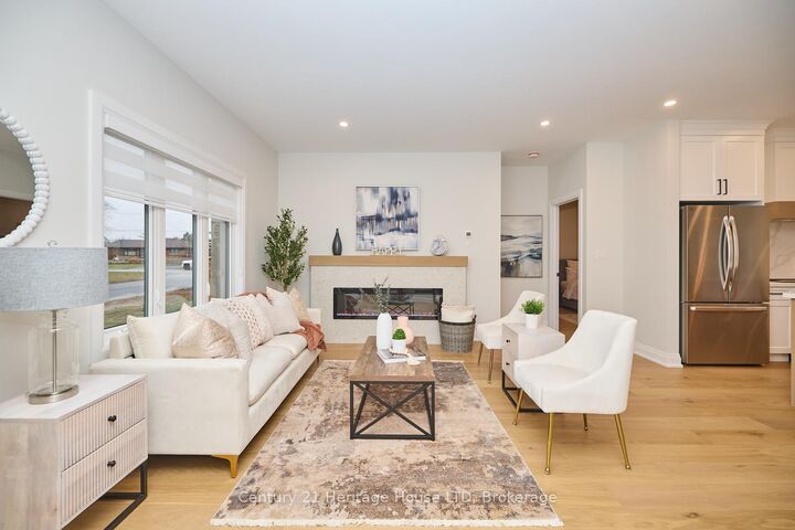 Property Photo:  4 Meteor Street  ON L2S 2T1 