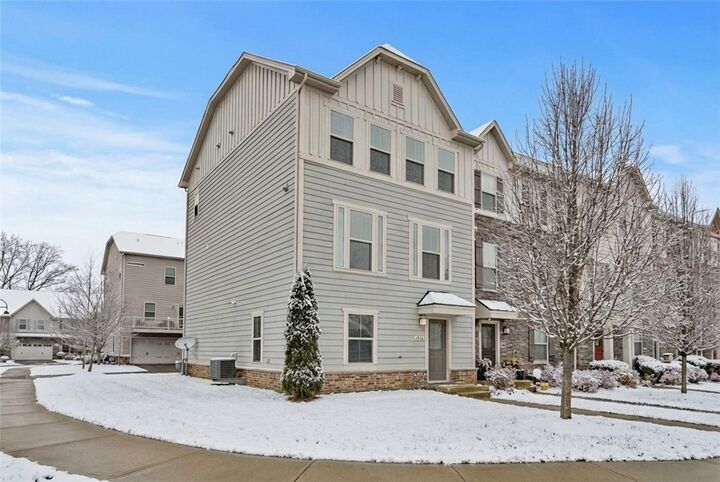 Property Photo:  416 Fairmont Dr  PA 15090 