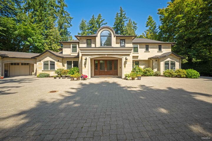 Property Photo: 13939 28 Avenue BC V4P 1T5