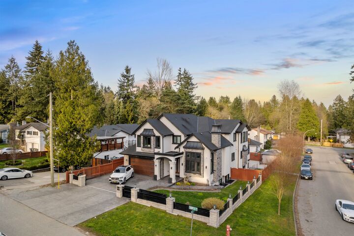 6710 137A Street — photo 1