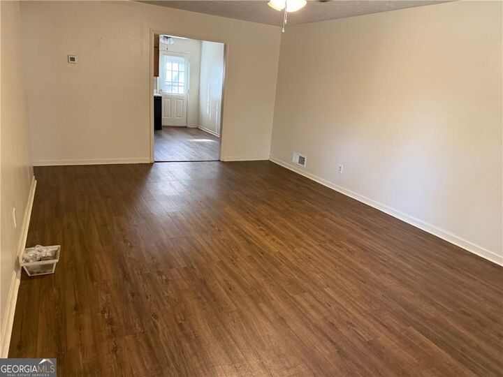 Property Photo: 1085 Eastview Road NE GA 30012
