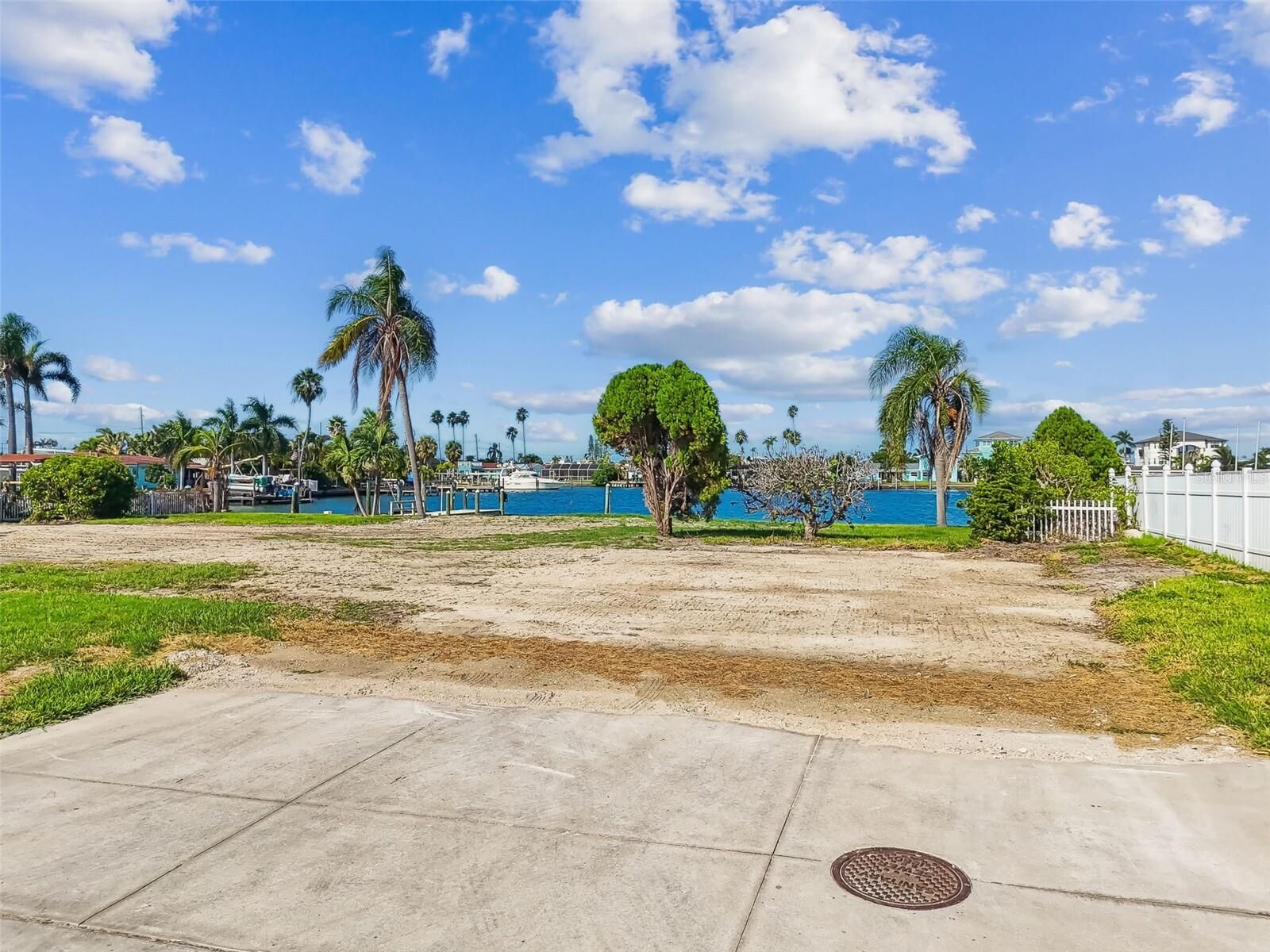 Property Photo:  570 Johns Pass Avenue  FL 33708 