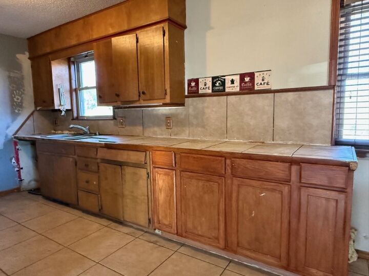 Property Photo:  503 Madison Street  AR 72740 