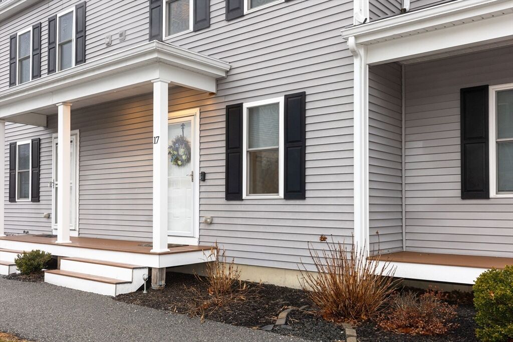 Property Photo:  17 Landing Way 17  MA 02347 