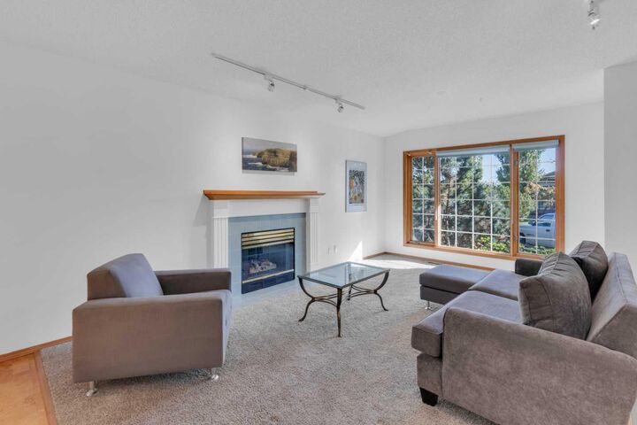 Property Photo:  4 Christie Gardens SW  AB T3H 3B5 