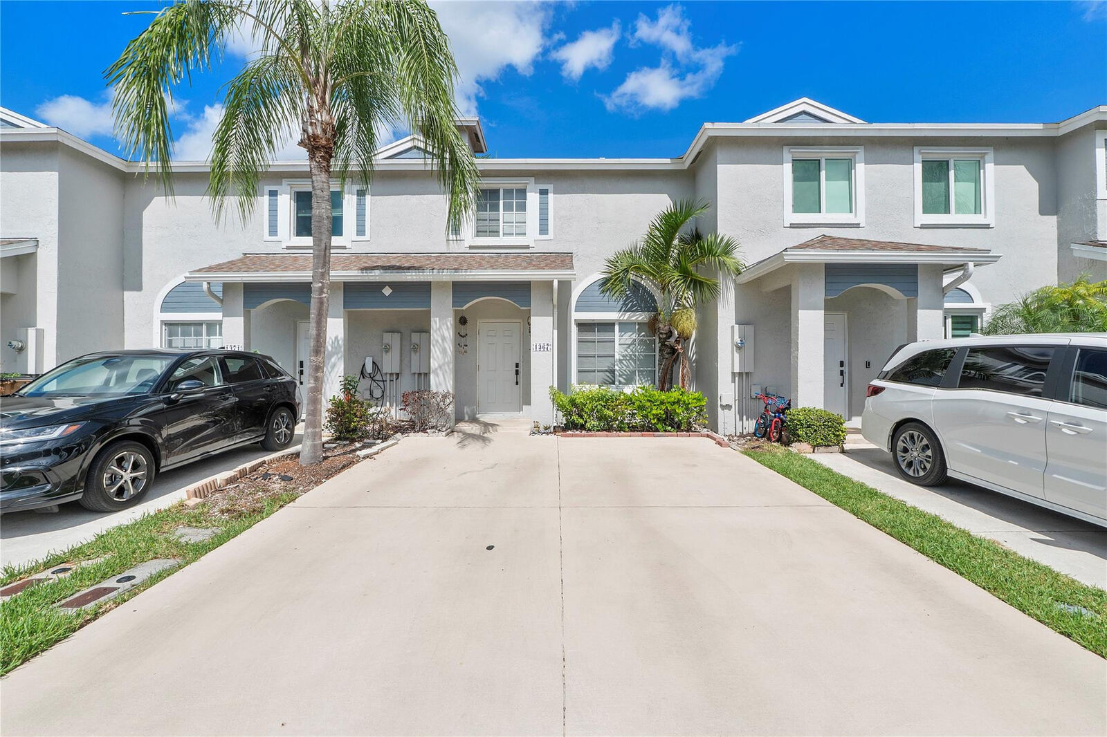 Property Photo:  1367 SW 48th Terrace  FL 33442 