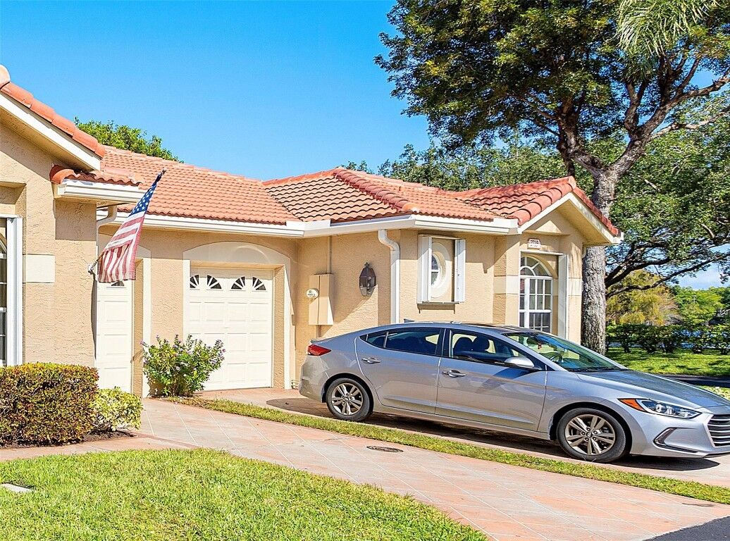 Property Photo:  2715 Quaking Leaf Lane  FL 33436 