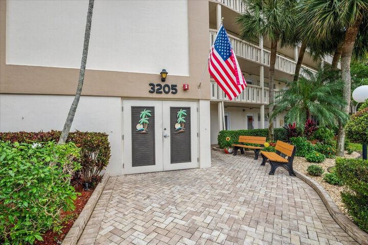 Property Photo:  3205 Portofino Point F3  FL 33066 