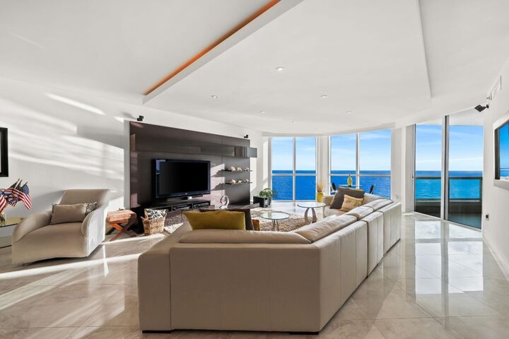 Property Photo:  101 S Fort Lauderdale Beach Boulevard 1702  FL 33316 