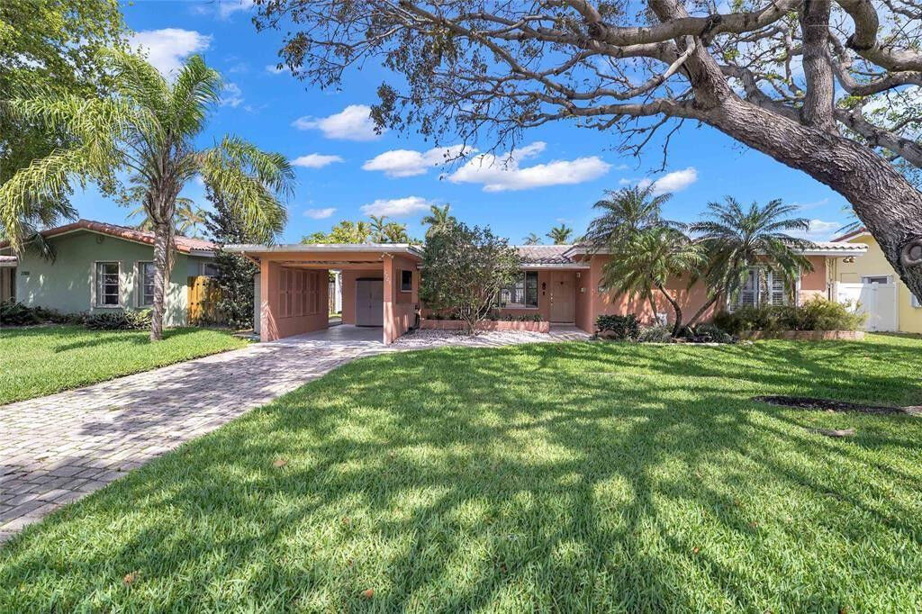 Property Photo:  2725 SE 5th Court  FL 33062 