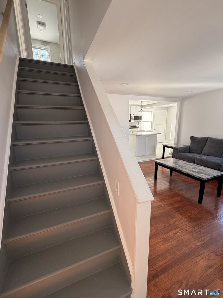 Property Photo:  8 River Road  CT 06512 